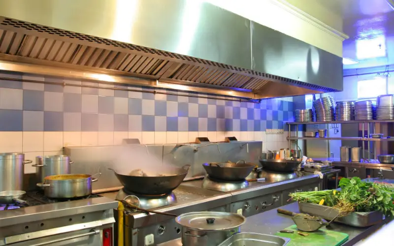 Commercial kitchens cleanings